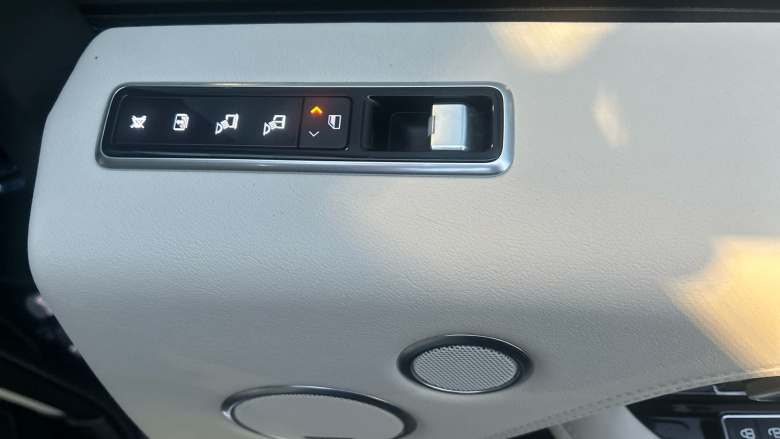 Land Rover Range Rover 3.0 D300 Westminster Black 4dr Auto Diesel Estate